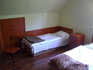 Фото номера Трехместный номер с ванной комнатой Хостелы Hostel Promyk г. Ивонич-Здруй 2
