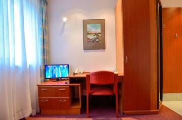 Фото номера Одноместный номер Отель Elita Hotel &amp; Restauracja г. Ивонич-Здруй 3
